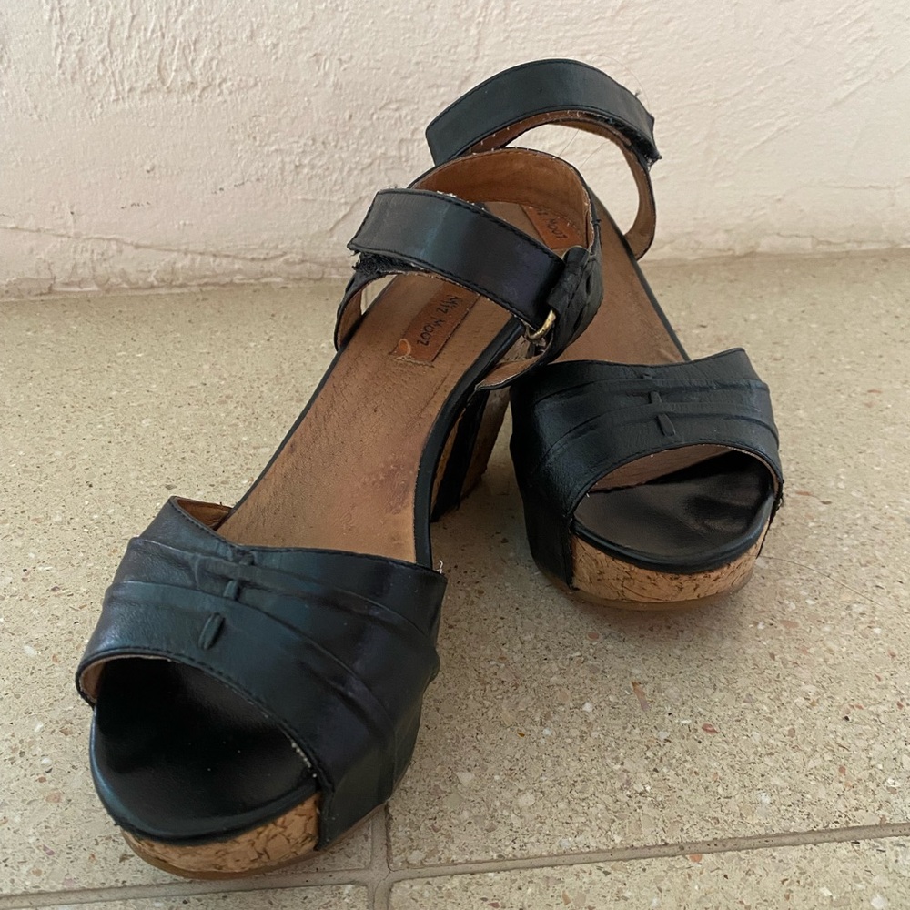 💛Miz Mooz💛 Cork Wedges